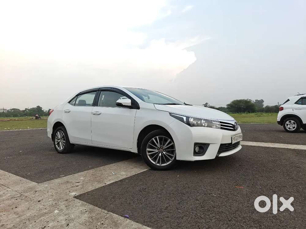 2016 Toyota Corolla Altis पेट्रोल ऑटोमैटिक