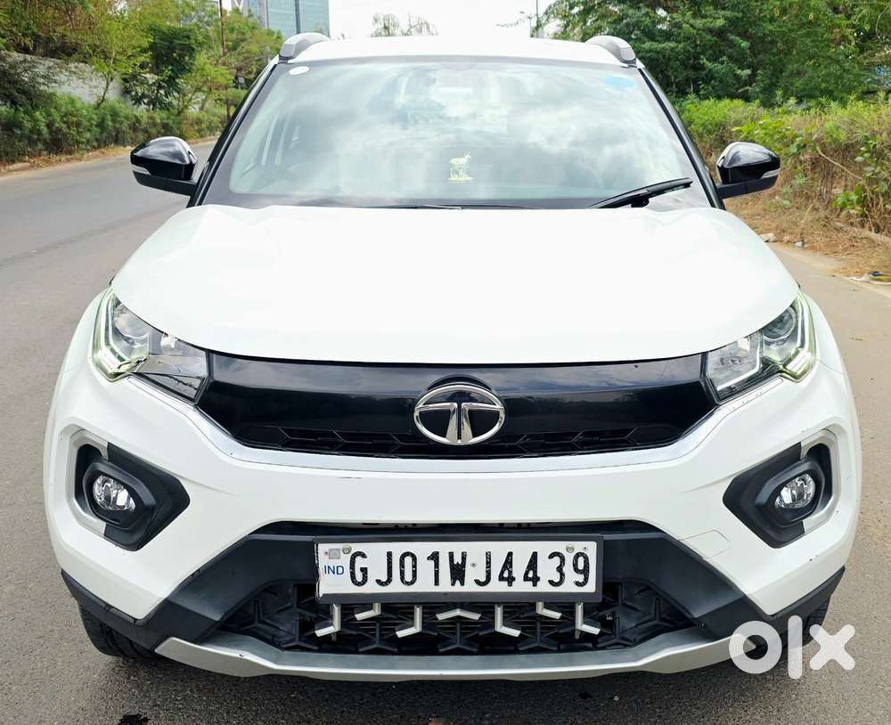 Tata Nexon 1.2 Revotron Xza Plus, 2022, Petrol