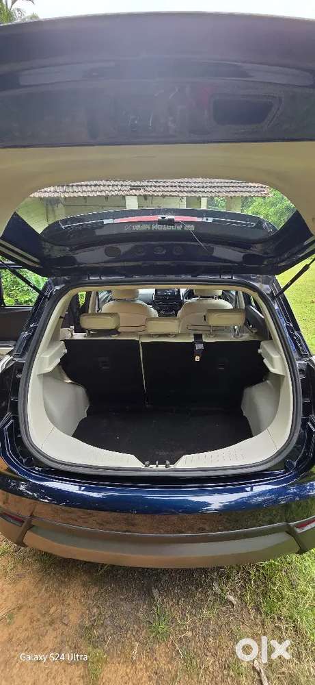 Mahindra Xuv400 2024 Electric Well Maintained