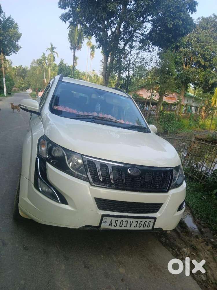 Mahindra Xuv500 2017 Diesel 85000 Km Driven