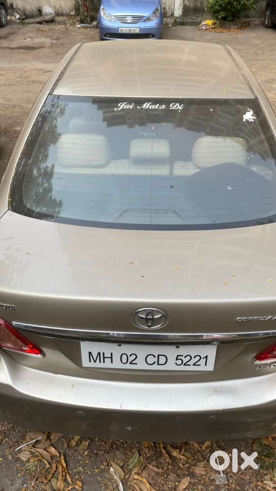 Toyota Corolla Altis 2011