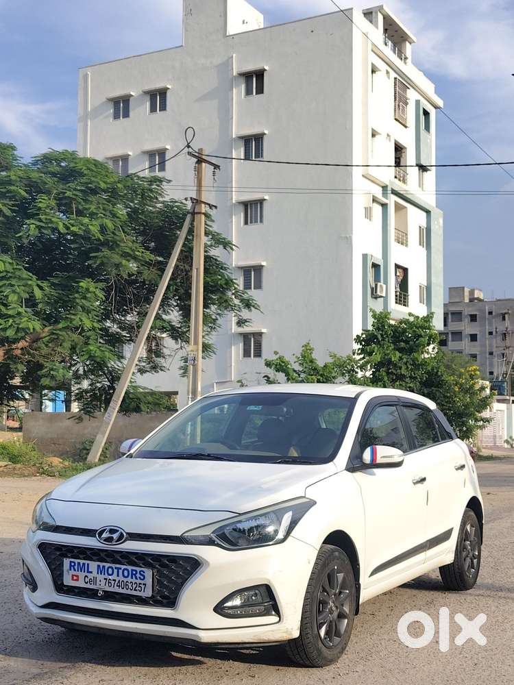 Hyundai I20 Petrol Spotz, 2019, Petrol