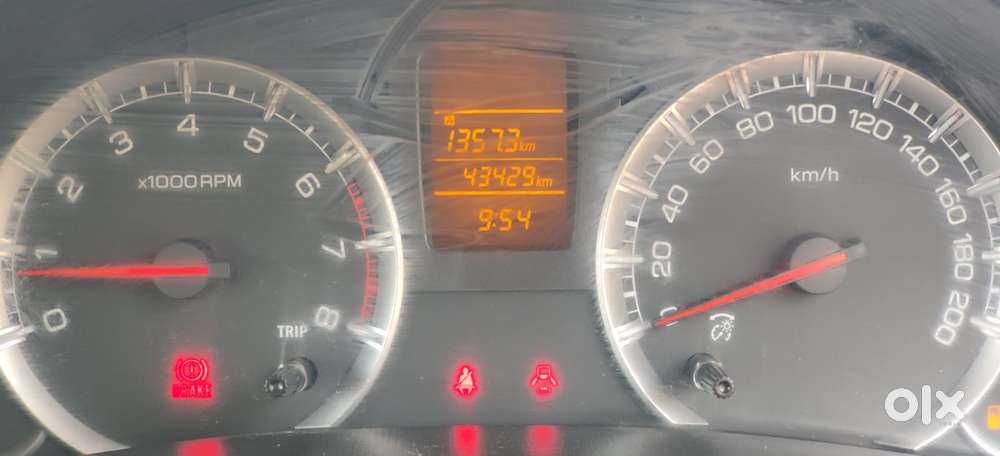 Maruti Suzuki Swift Vxi + Manual, 2017, Petrol