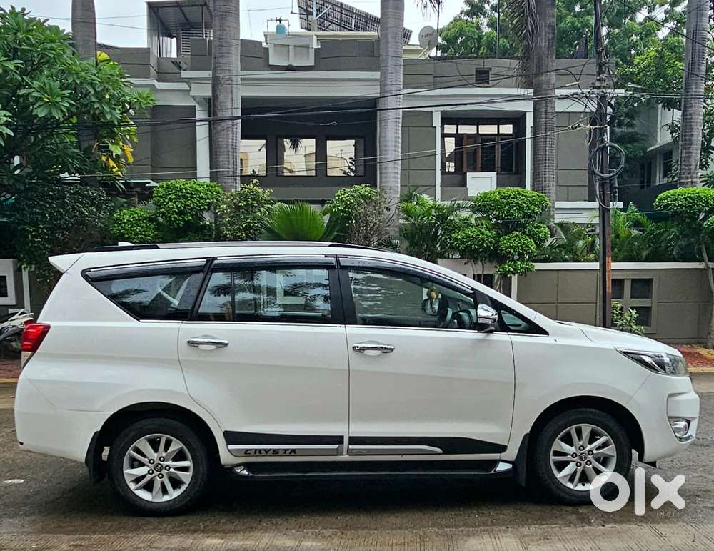 Toyota Innova Crysta 2.4 G Mt, 2017, Diesel
