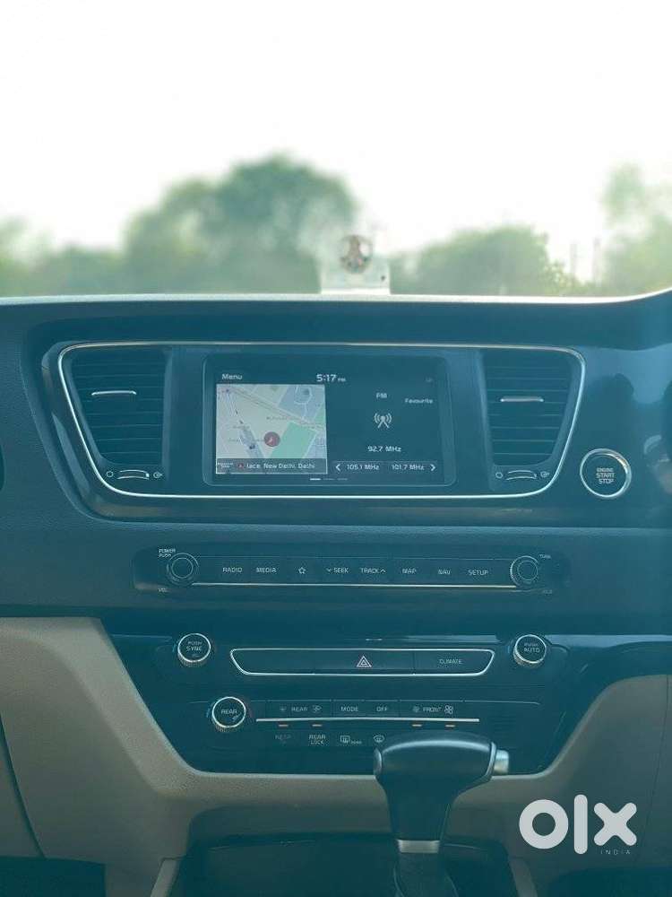 Kia Carnival Limousine Plus 7 Str, 2022, Diesel