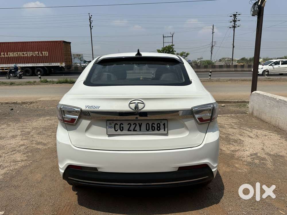 Tata Tigor Xza Plus, 2023, Petrol
