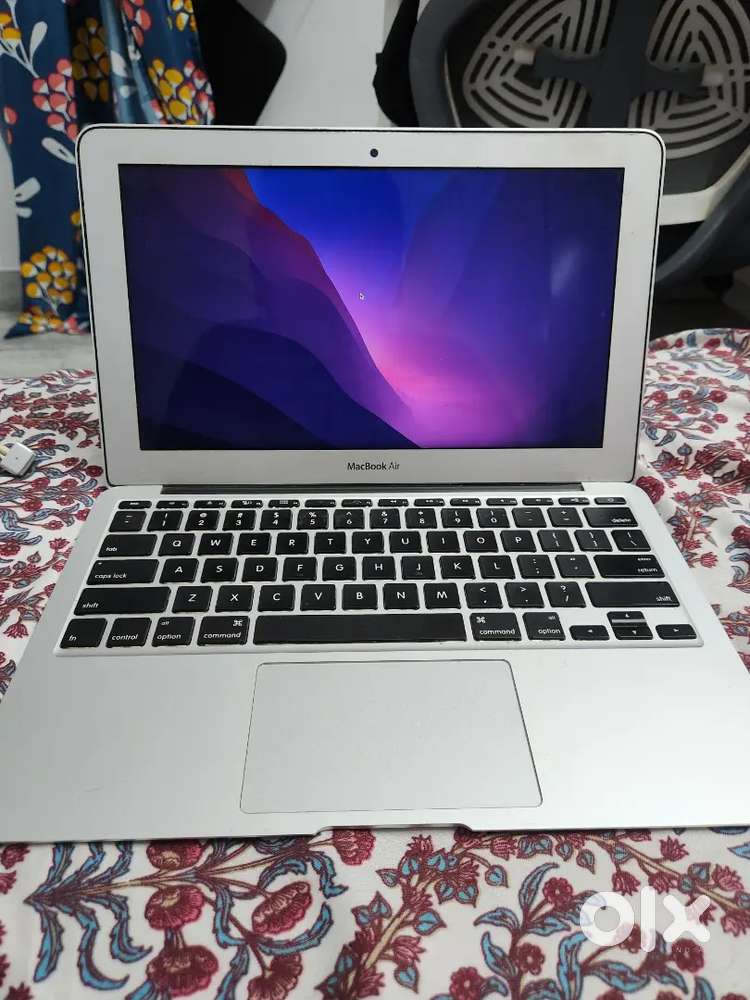 MacBook Air 2015 / i7/ 8GB / 500GB