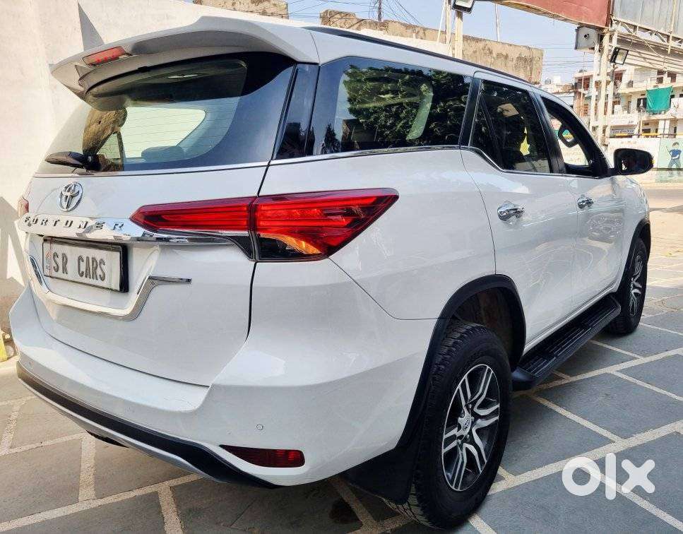 Toyota Fortuner 4x2 At 2.8 Diesel, 2021, Diesel