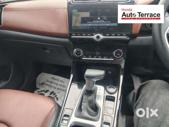 Hyundai Alcazar Signature (o) 7 Seater 1.5 Diesel At Adventure Dual ..