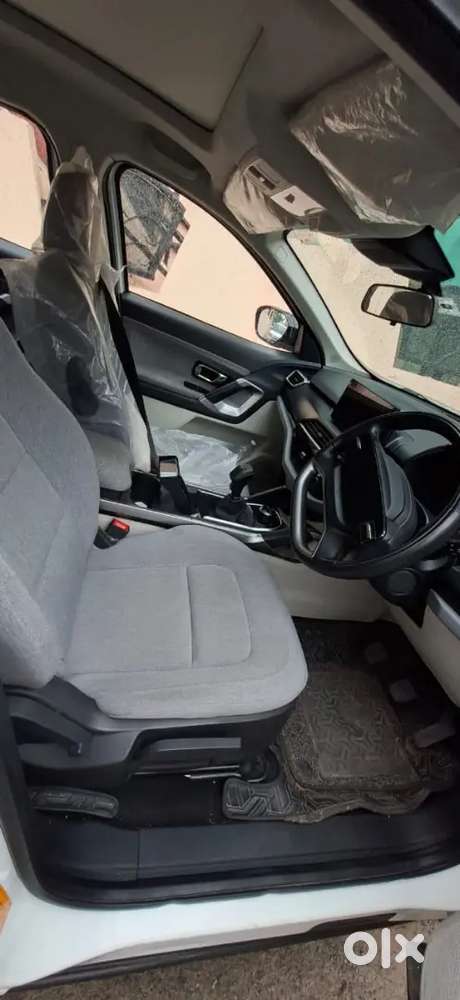 Tata Safari 2024