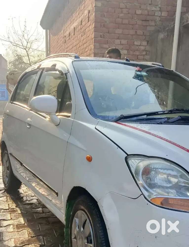 Chevrolet Spark  2011 Petrol+ Cng Company Fitted