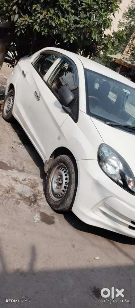 Honda Amaze 1.2 2015. August. Manual. White