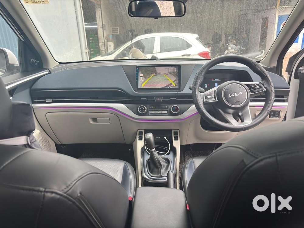 Kia Carens 2023 Diesel Imt 10300 Km Driven