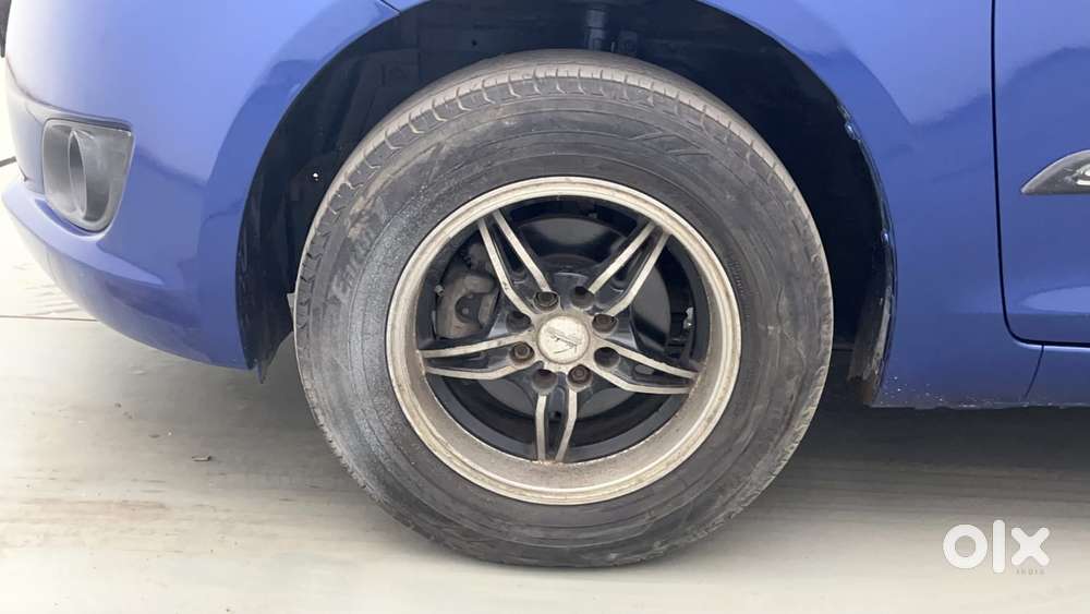 Maruti Suzuki Swift Vvt Vxi, 2012, Petrol