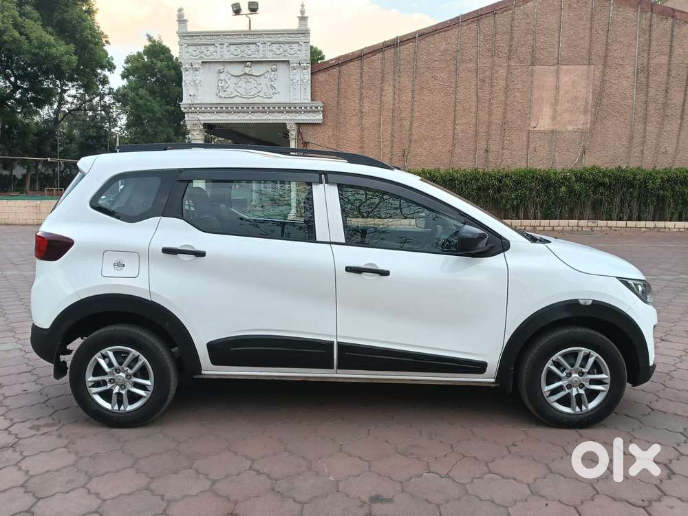 Renault Triber Rxl, 2024, Petrol
