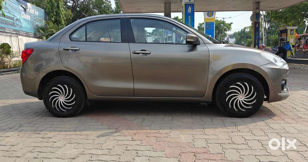 Maruti Suzuki Dzire 1.2 Vxi, 2017, Petrol