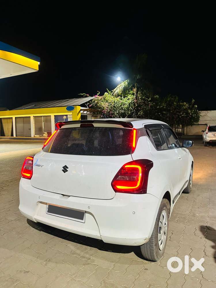 Maruti Suzuki Swift 1.2 Vxi (o), 2022, Petrol