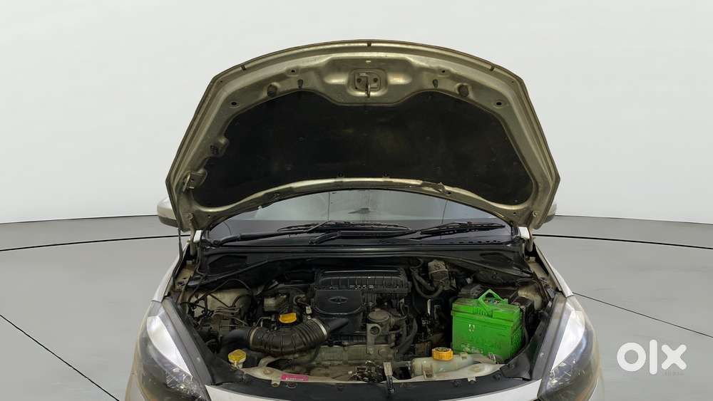 Tata Tigor Xza, 2018, Petrol