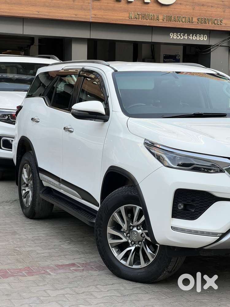 Toyota Fortuner 4x2 At 2.8 Diesel, 2021, Diesel