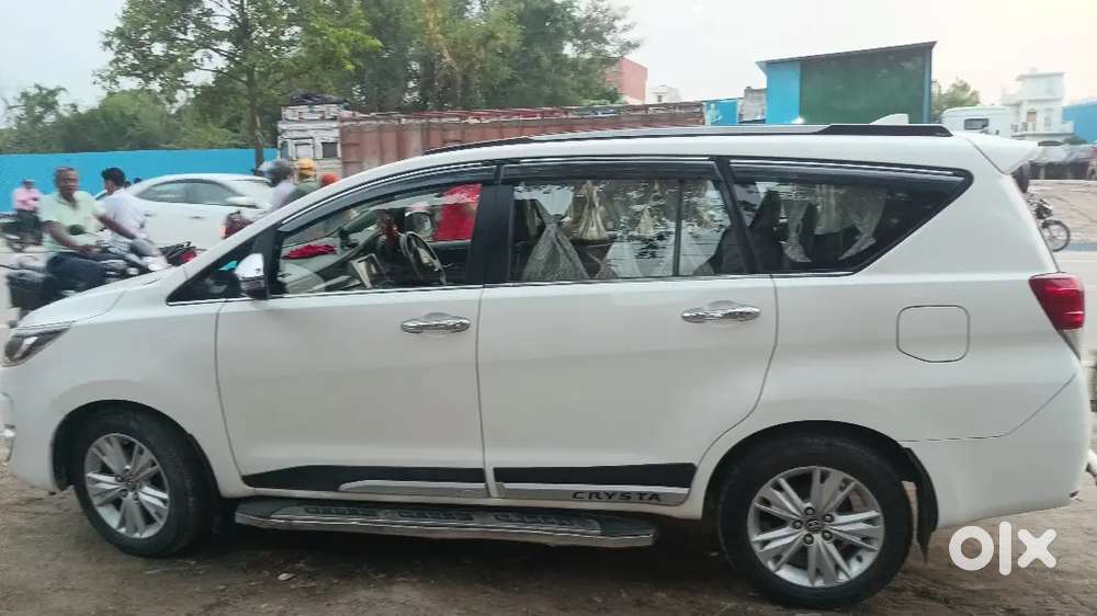 Toyota Innova Crysta 2018 Diesel Manual 3rd Owner
