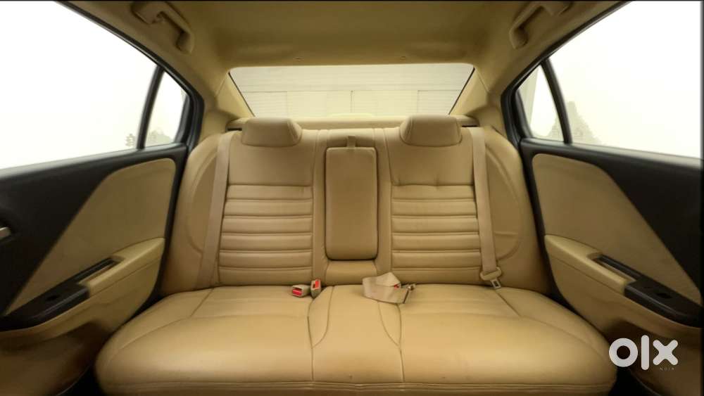 Honda City 1.5 V 4th Gen I-vtec Mt, 2022, Petrol