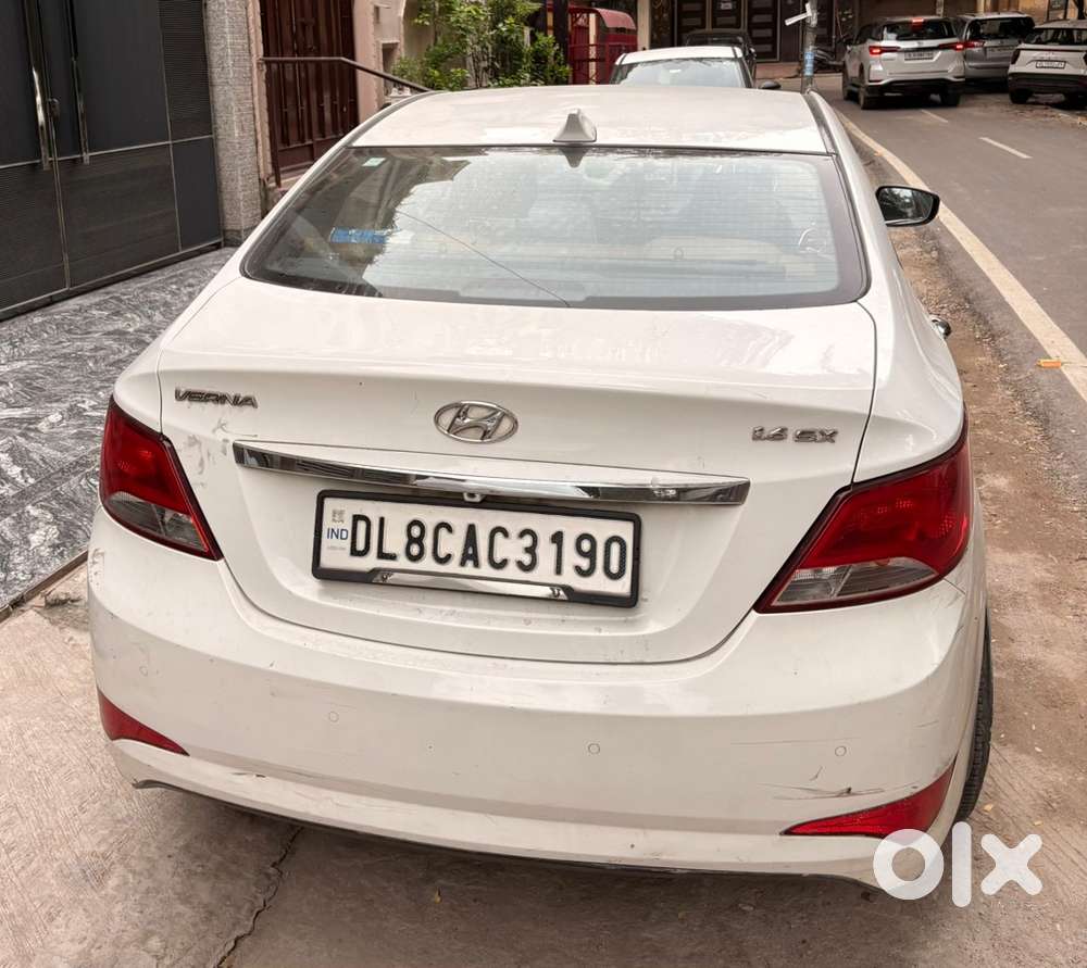 Hyundai Verna 1.6 Crdi Sx Diesel  2016  81,000 Km  ₹3,60,000