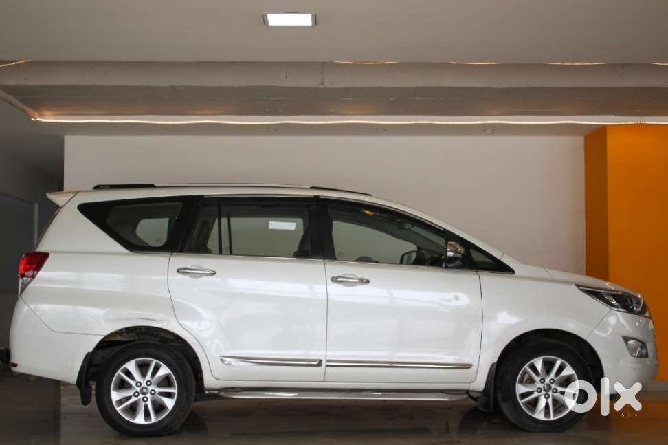 Toyota Innova Crysta 2.4 Z 7 STR, 2017, Diesel