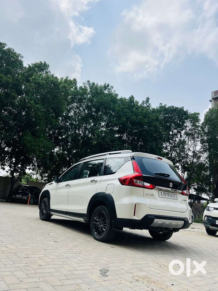 Maruti Suzuki Xl6 1.5 Alpha Plus At, 2020, Petrol