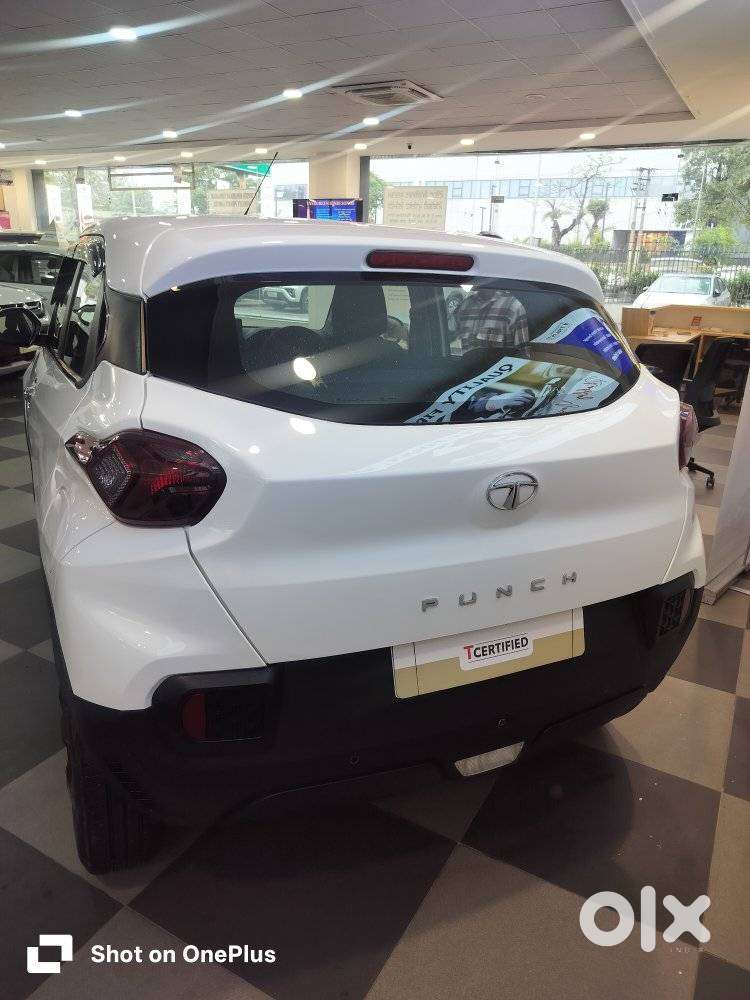 Tata Punch Adventure Amt, 2022, Petrol