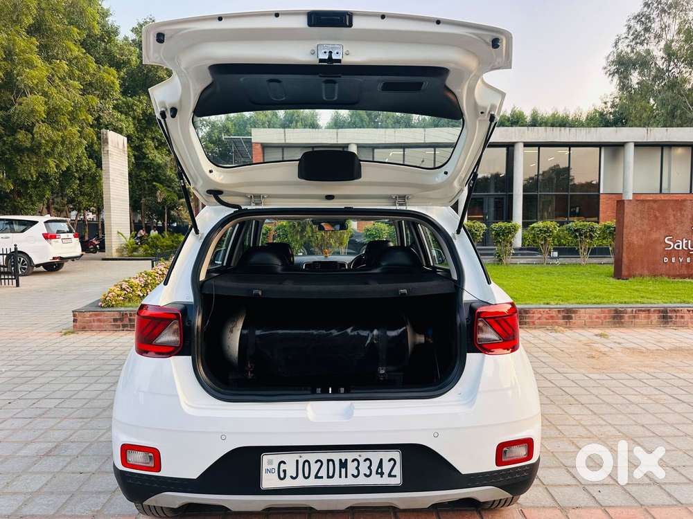 Hyundai Venue S Mt 1.2 Kappa, 2022, Cng & Hybrids