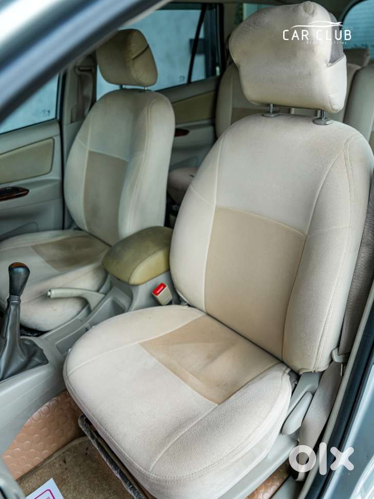Toyota Innova 2.5 V 8 Str, 2013, Diesel