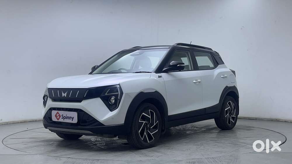 Mahindra Xuv 3xo Ax7l 1.2 Petrol At (pg), 2024, Petrol