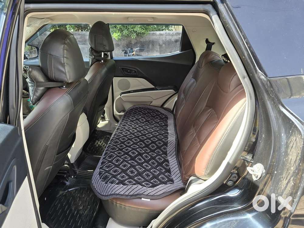 Mahindra Xuv 300 W6 Model Petrol Verient