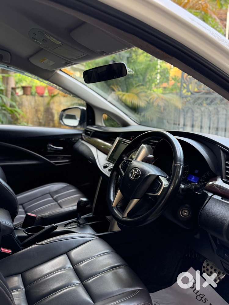 2019 Toyota Innova Crysta