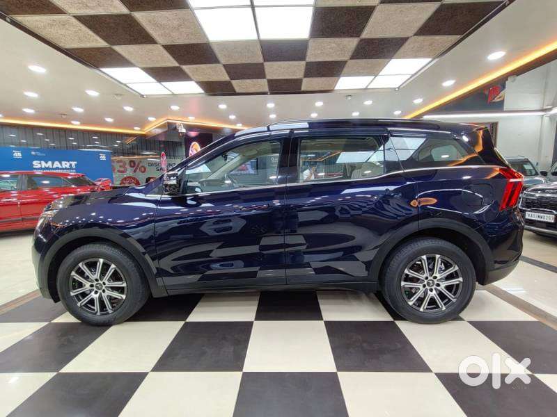 Mahindra Xuv700 2.0 Ax 7 Petrol At Luxury Pack Str, 2022, Petrol