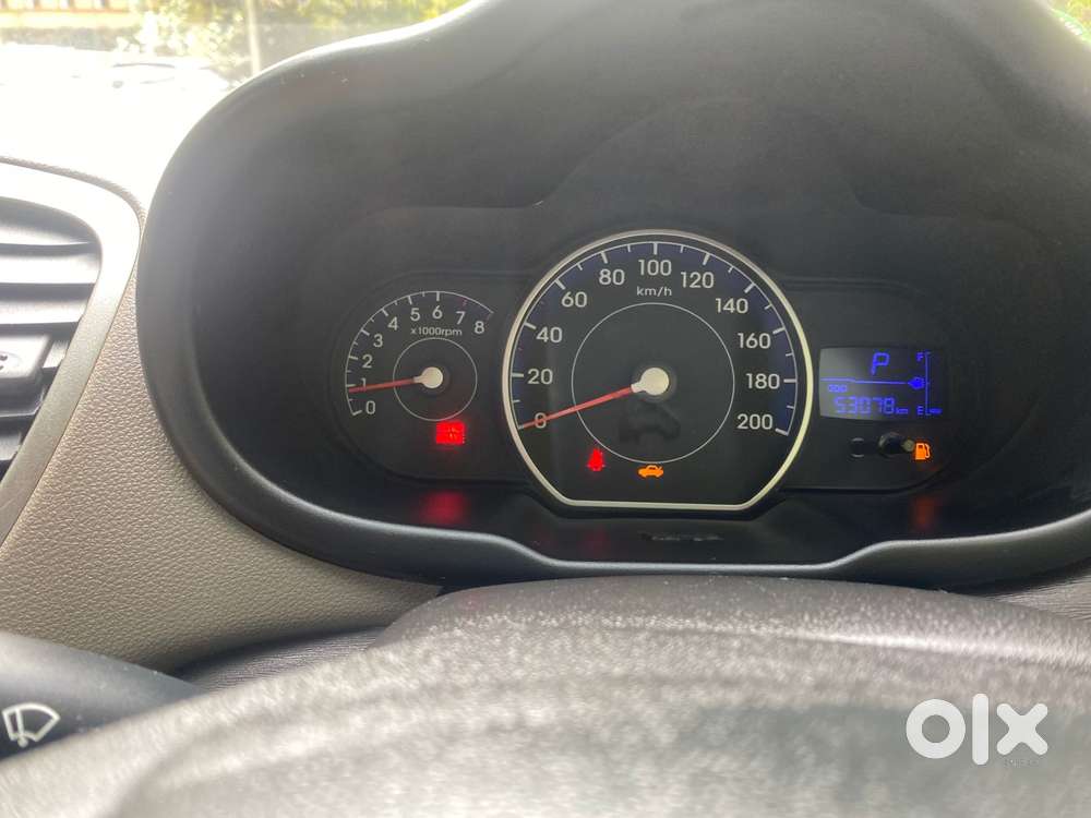 Hyundai I10 Sportz At, 2012, Petrol