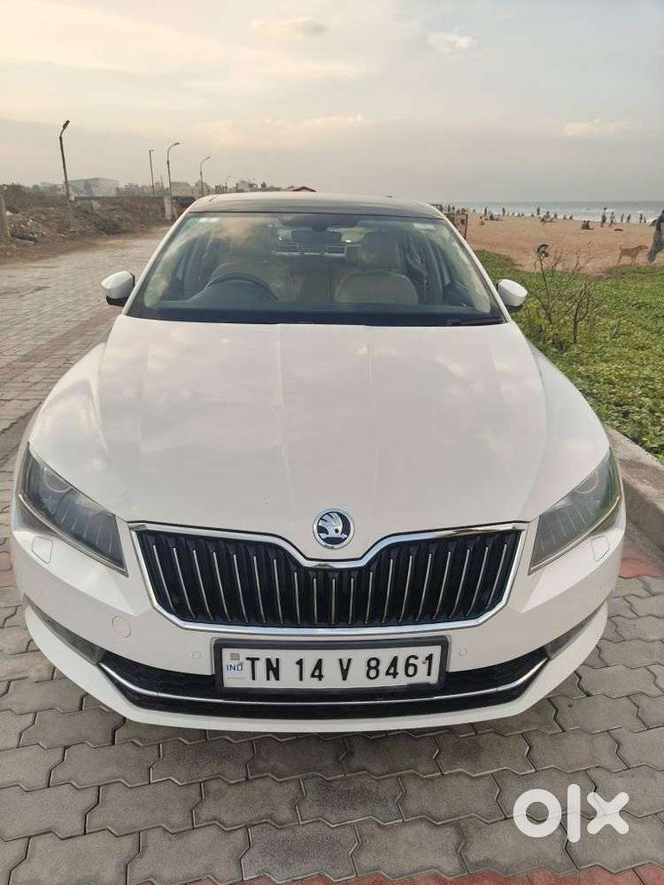 Skoda Superb L&k 1.8 Tsi At, 2020, Petrol