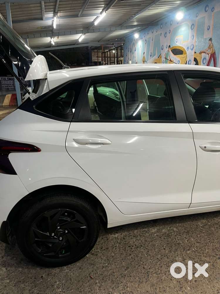 Hyundai New I20 Petrol 2023 Warranty Till 2028.