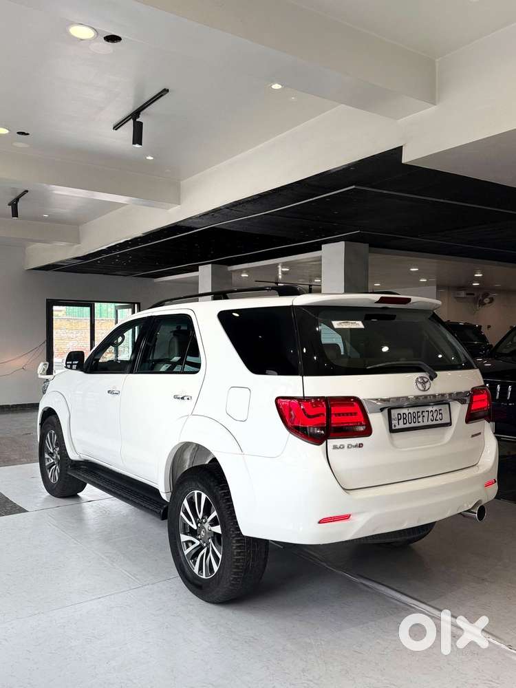 Toyota Fortuner 4x2 At, 2016, Diesel
