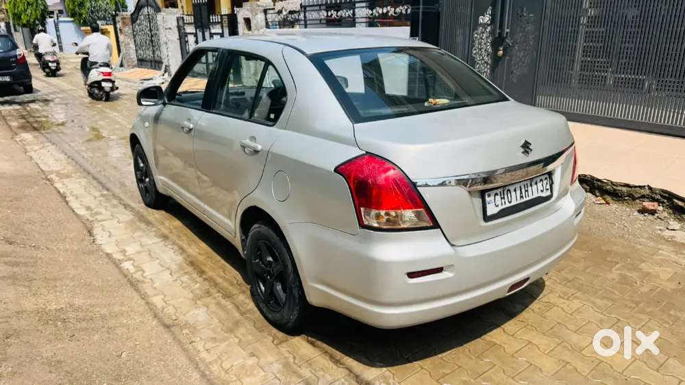 Maruti Suzuki Dzire 2011