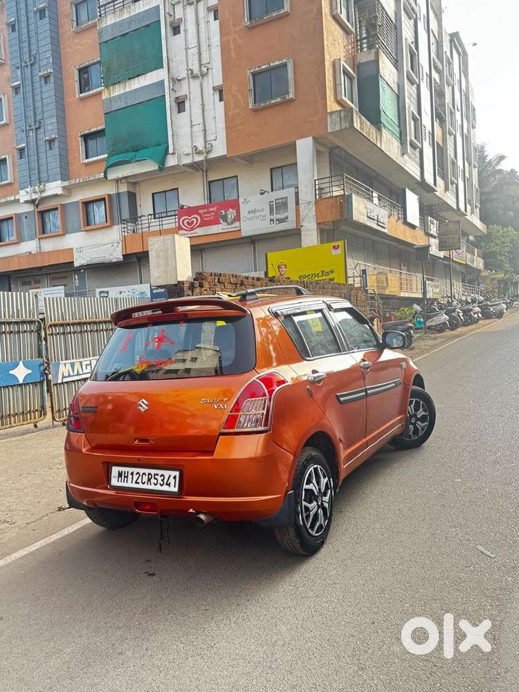 Maruti Suzuki Swift Vxi + Manual, 2006, Petrol
