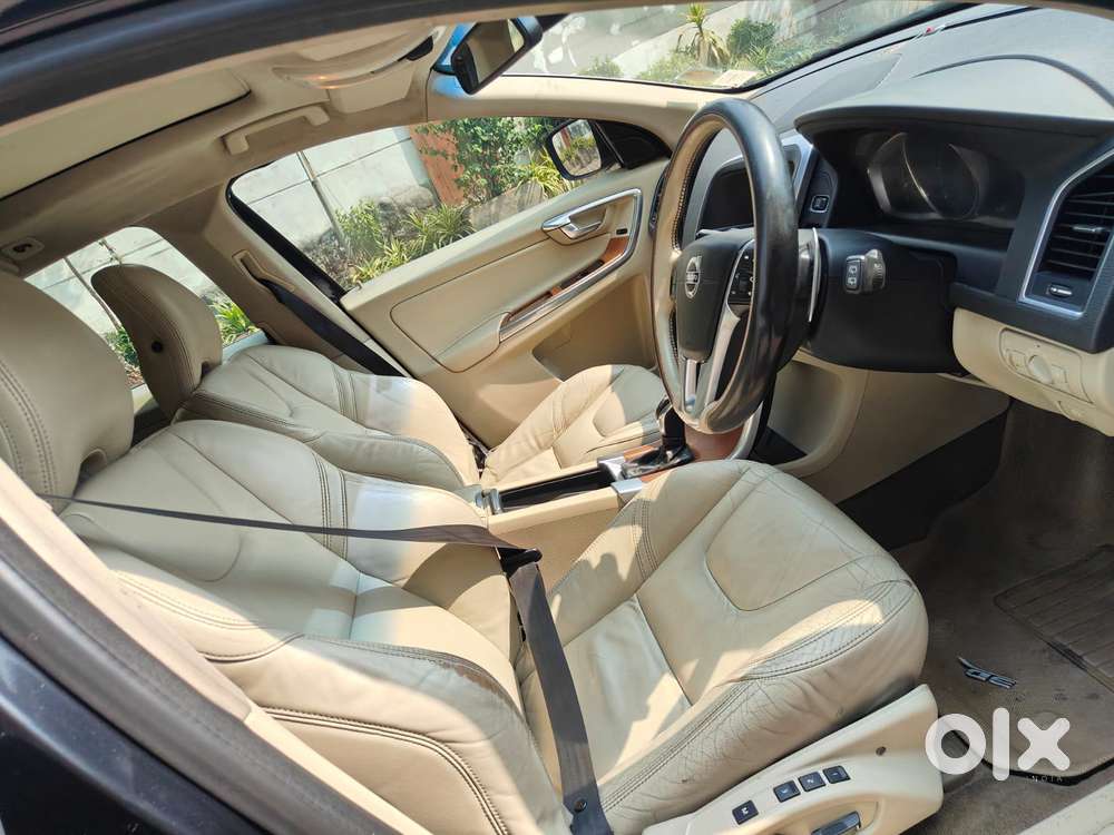 Volvo Xc60 2.4 D5 Awd At, 2015, Diesel