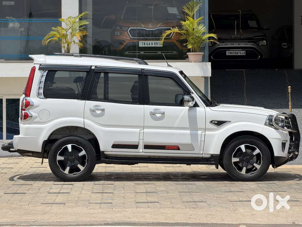 Mahindra Scorpio Classic 2.2 S 11 Mt 7 Str, 2023, Diesel