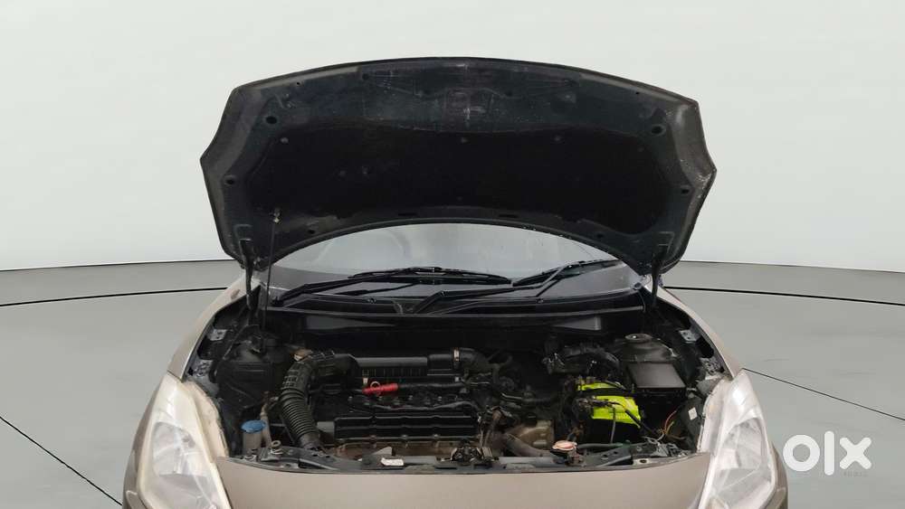Maruti Suzuki Swift Dzire Amt Vxi, 2018, Petrol