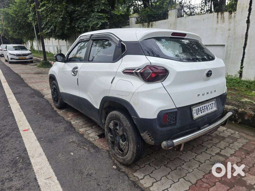 Tata Punch 1.2 Revotron Accomplished Camo Edition, 2025, Petrol