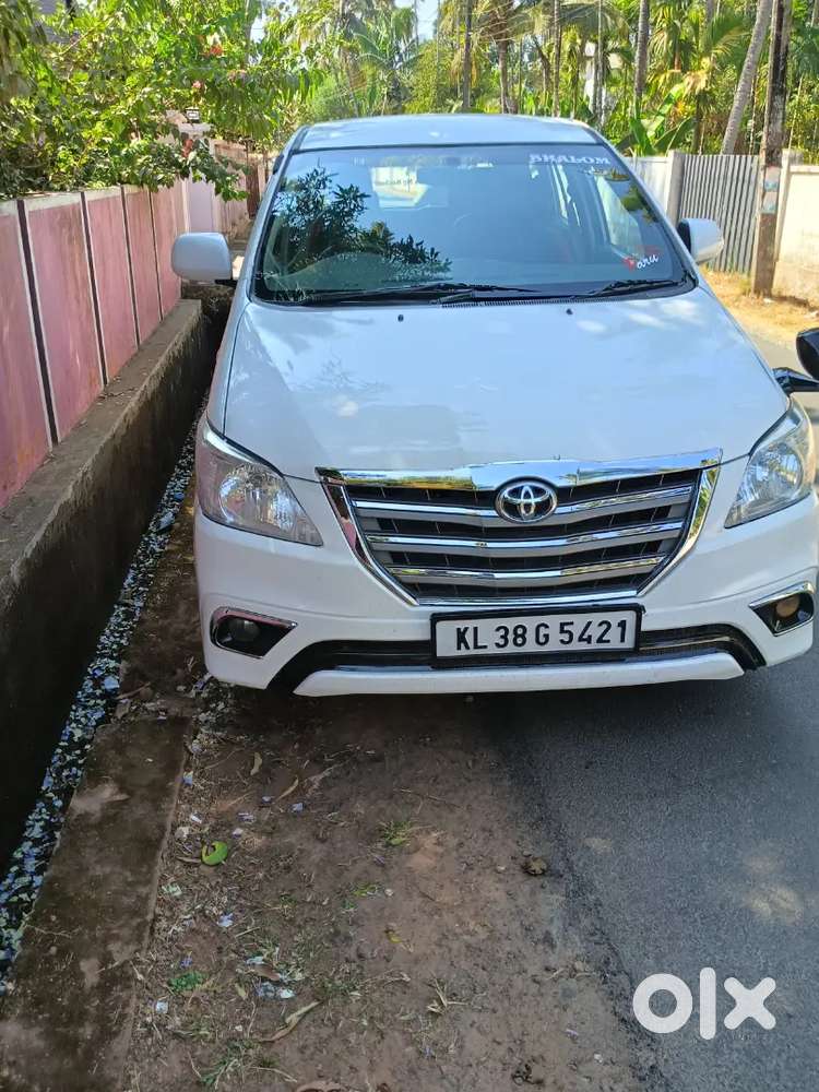 Toyota Innova 2011 Diesel Well Maintained
