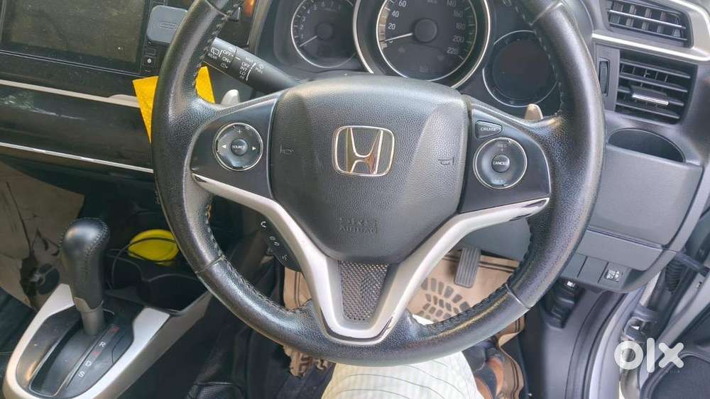 Honda Jazz 2020 , 2021 Registration,petrol Well Maintained
