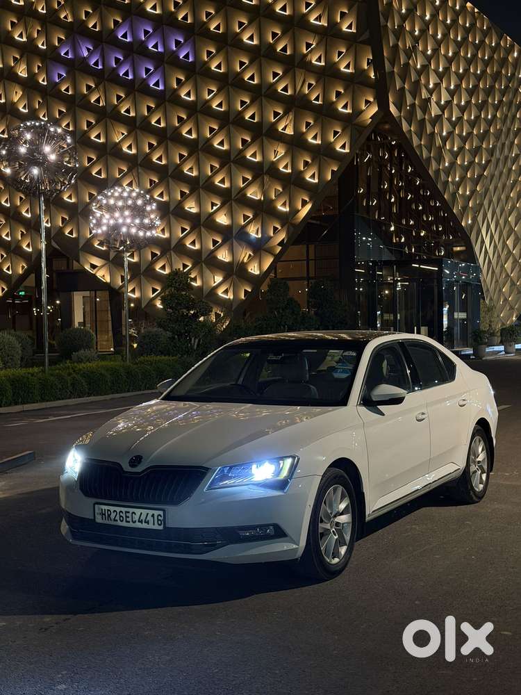 Skoda Superb L&k 2.0 Tdi At, 2019, Diesel