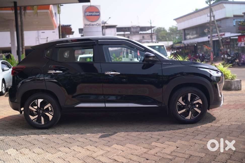 Nissan Magnite N-connecta Mt, 2024, Petrol