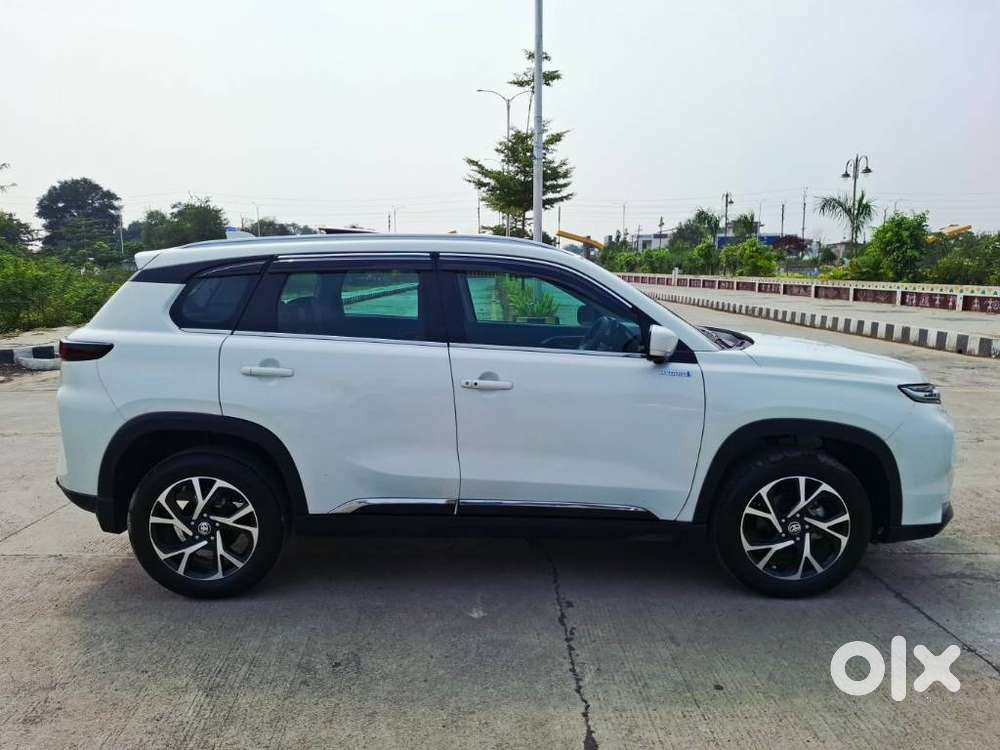 Toyota Urban Cruiser Hyryder 1.5 V Hybrid, 2025, Petrol